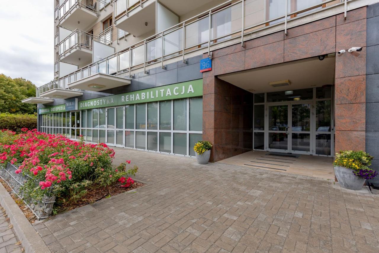 Quiet Apartment Park Edwarda Szymanskiego By Noclegi Renters Varsóvia Exterior foto