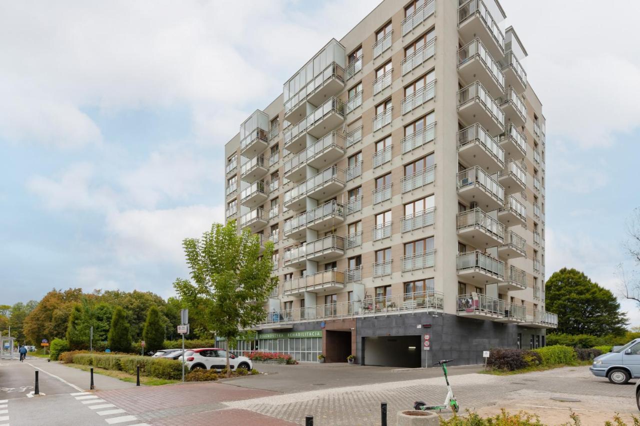 Quiet Apartment Park Edwarda Szymanskiego By Noclegi Renters Varsóvia Exterior foto